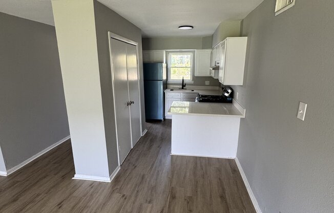 301 TRI CITY BCH RD