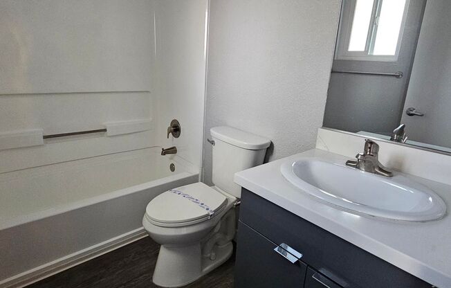 2 beds, 2 baths, 980 sqft, $2,660, Unit A101