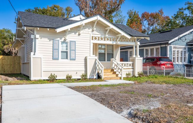 Renovated Bungalow in Riverside