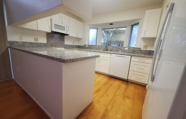 Kailua - Kailua Bluffs - 3 Bdrm/2 Bath/Garage - $4,500