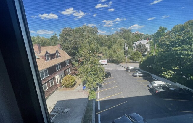 2 beds, 2 baths, 1,100 sqft, $3,980, Unit 9