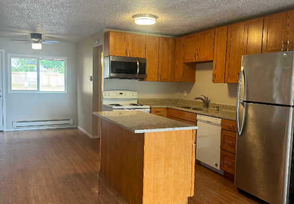 308 Summit Ave N 12