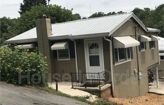 181 5 LOOKOUT RD