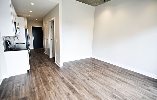 Studio, 1 bath, 468 sqft, $2,100, Unit 3833-610