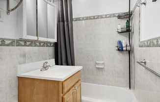1 bed, 1 bath, $3,350, Unit 8A