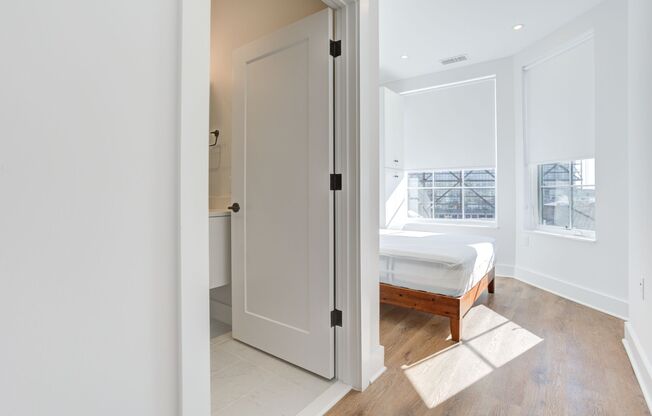 1 bed, 1 bath, 110 sqft, $1,490