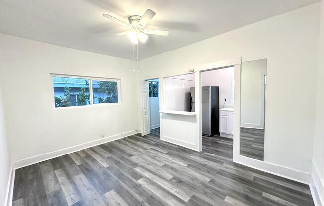 Studio, 1 bath, 600 sqft, $1,795, Unit 4