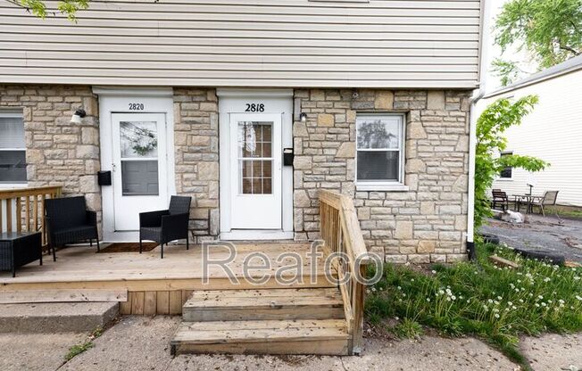 2818 VANDERBERG AVE