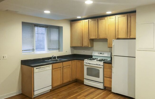 1 bed, 1 bath, 545 sqft, $1,635, Unit 3926-G