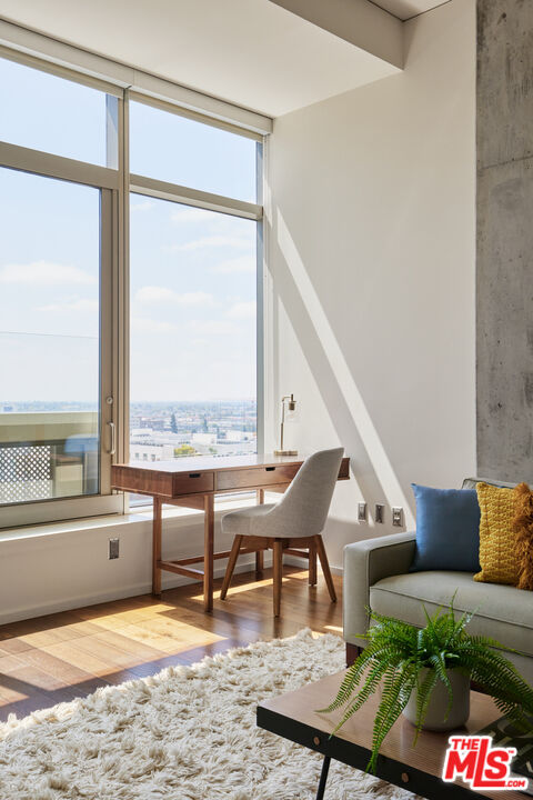 1 bed, 1 bath, 970 sqft, $3,500, Unit 1307