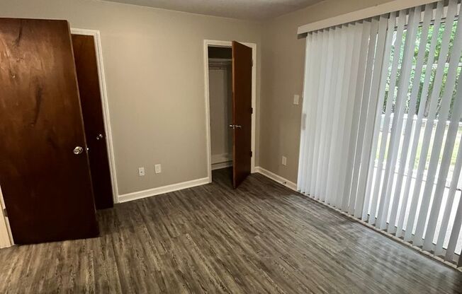 1 bed, 1 bath, $905, Unit 616 H