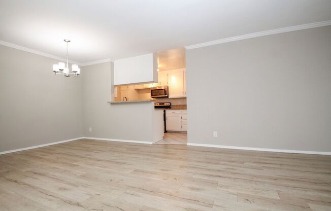 (6003) Clark-Chateau Apartments