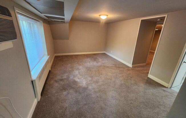 1 bed, 1 bath, 663 sqft, $1,500, Unit D-K1