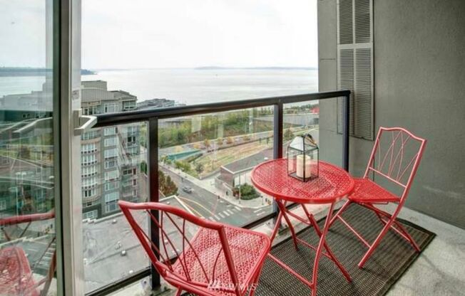 2 beds, 2 baths, $5,195, Unit # 1111