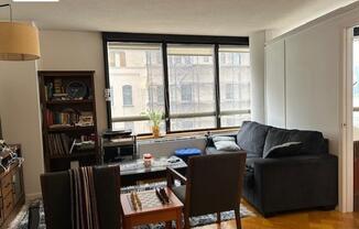 2 beds, 2 baths, 951 sqft, $5,800, Unit 8N