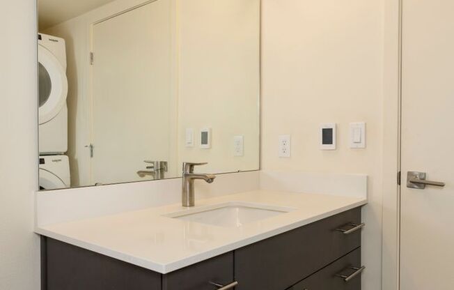 2 beds, 1 bath, 643 sqft, $2,724, Unit 307