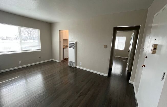 2 beds, 1 bath, 700 sqft, $1,495, Unit 66 MC
