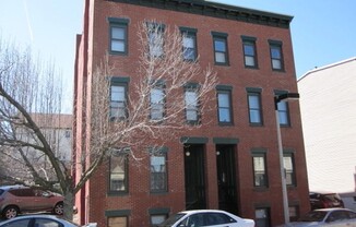 281 W 3 ST