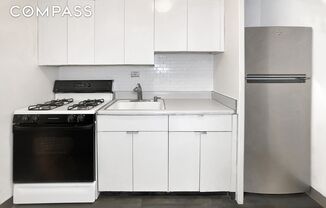 Studio, 1 bath, 474 sqft, $3,050, Unit 4G