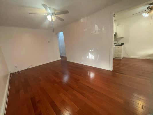 3 beds, 1 bath, 1,000 sqft, $2,800