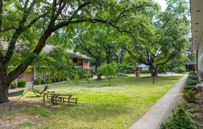 Elm Villa Apartments