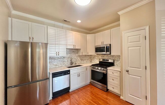 Charming 3BD, 2.5BA Raleigh Townhome with Modern Updates in an HOA Community with Amenities