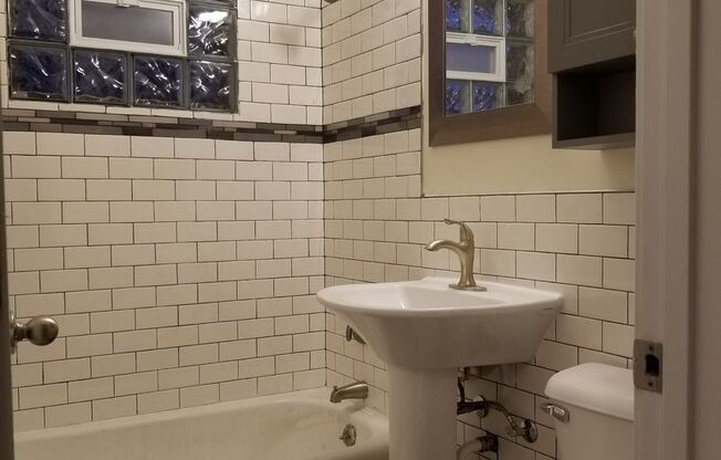 Studio, 1 bath, $695