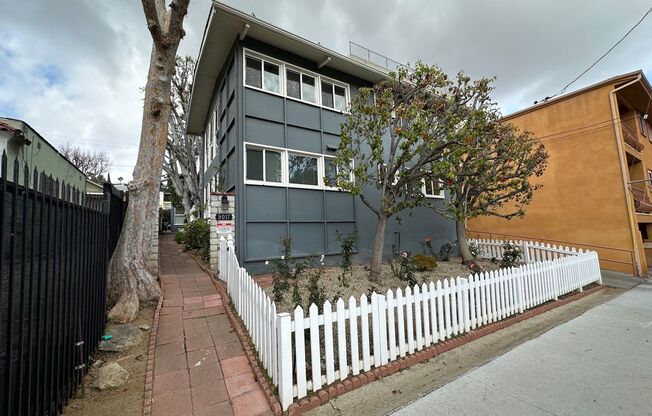 9017 Harratt St in the Heart of West Hollywood!