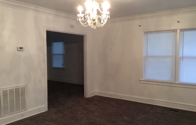 3 beds, 1 bath, $1,395