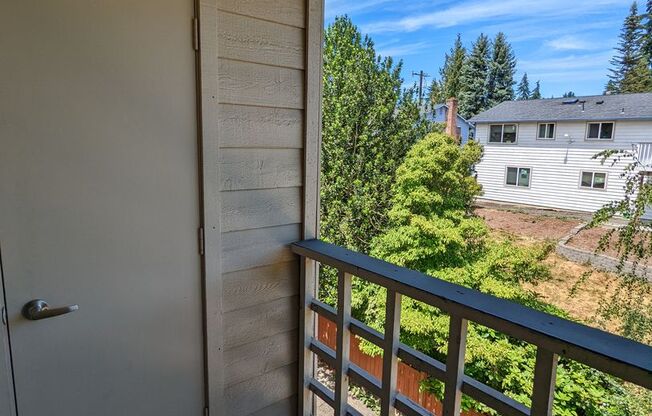 1 bed, 1 bath, 610 sqft, $1,725, Unit F303