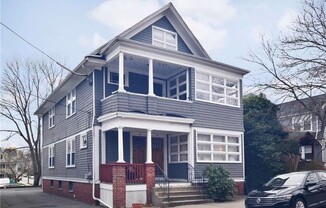 25 SARGENT AVE
