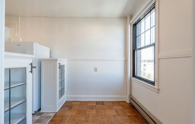 1 bed, 1 bath, 760 sqft, $2,200, Unit 501