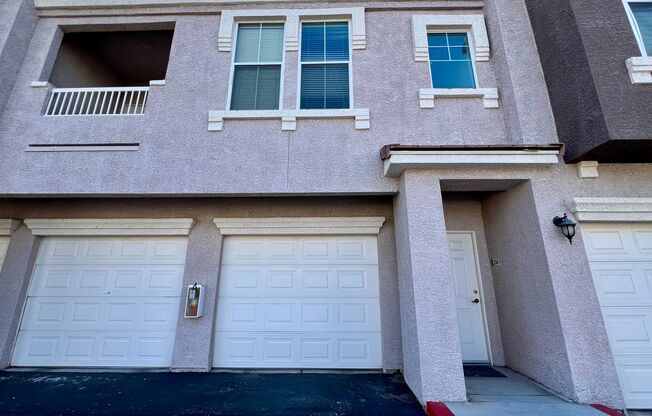 1 bed, 1 bath, $1,400, Unit # 2049