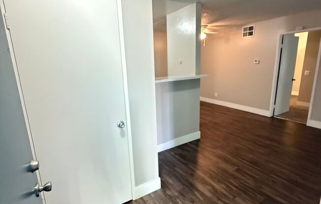1 bed, 1 bath, 714 sqft, $1,695, Unit 016