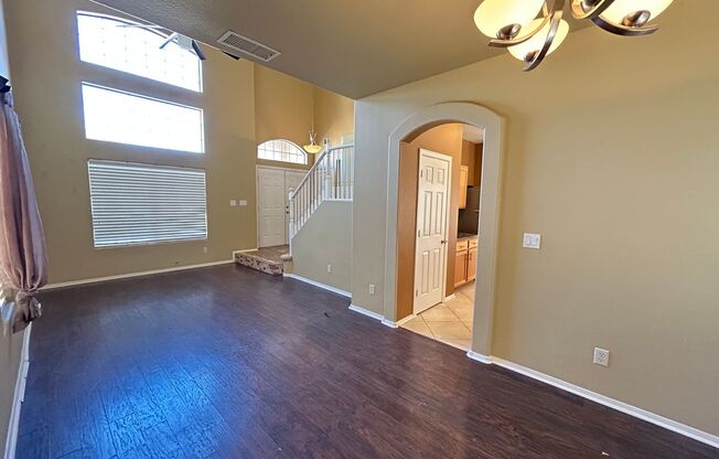 Cozy Home in Gated Community with 3-Bedrooms!