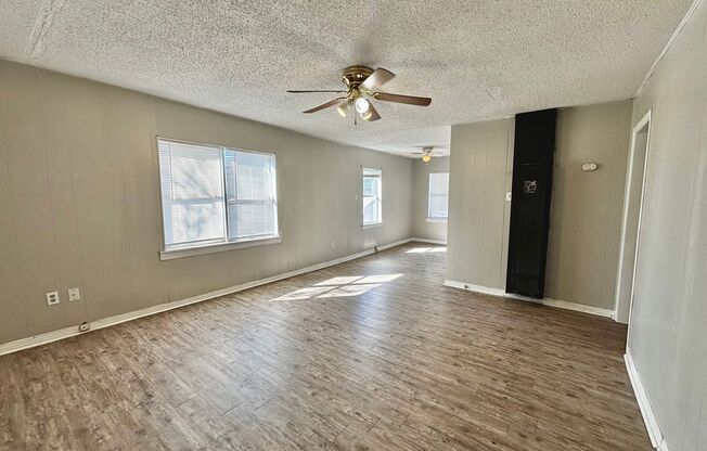 1 bed, 1 bath, 650 sqft, $500, Unit Upstairs unit 3