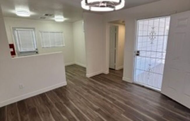 Private Backyard & Prime South Phoenix Location!