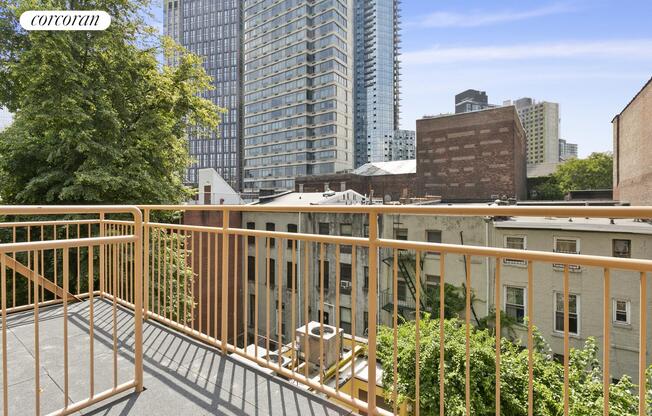 36 SAINT FELIX ST