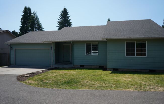 Spacious Single Level Home for Lease - 5509 NE 30th Ave