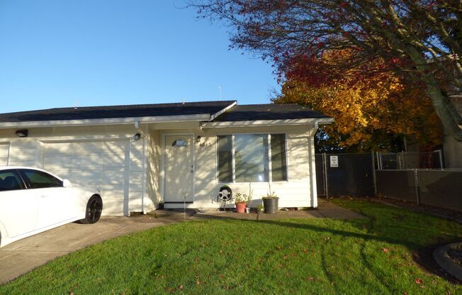 4811-4813 Cougar Ct SE Salem, OR 97317