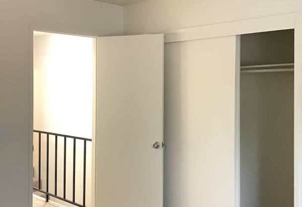2 beds, 1.5 baths, 1,075 sqft, $1,500, Unit 190-115
