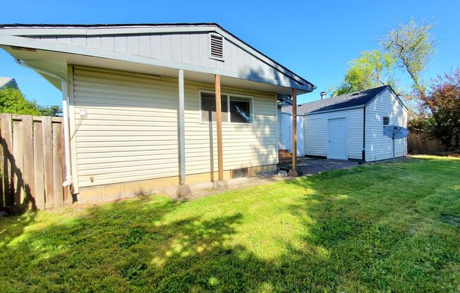 3 Bed 2 Bath Home w/ storage shed