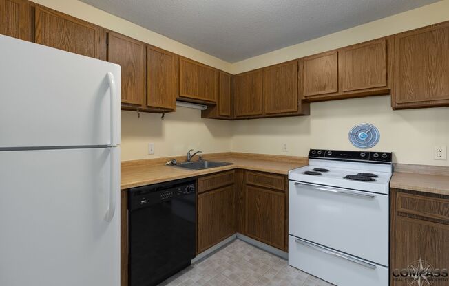 3 beds, 2 baths, 1,209 sqft, $1,295, Unit 2215-228