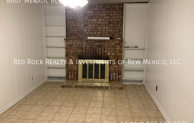 8607 MENAUL BLVD NE