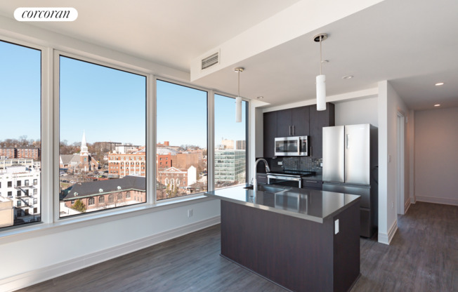 2 beds, 1 bath, $3,189, Unit 5EE