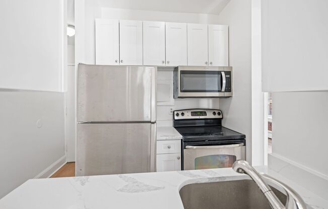 1773 LANIER FLATS