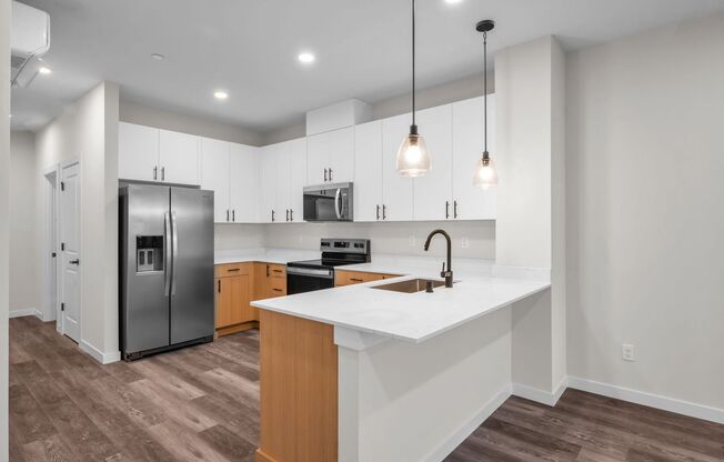 Brand New Luxury Townhomes in North Lynnwood!