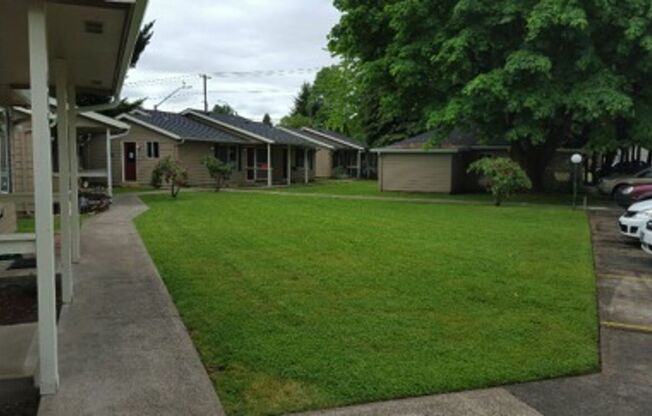 022-Cedar Grove Apartments