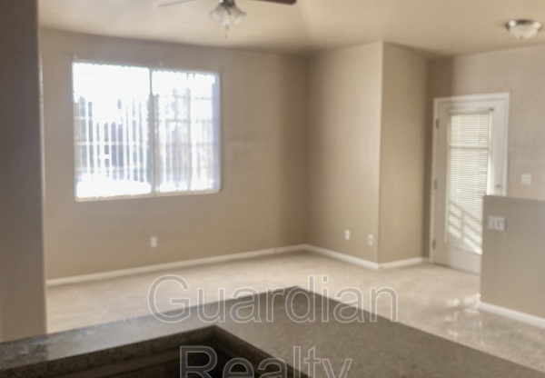 10220 PENRITH Avenue