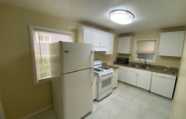 3021 U Street #B - Sacramento 95817